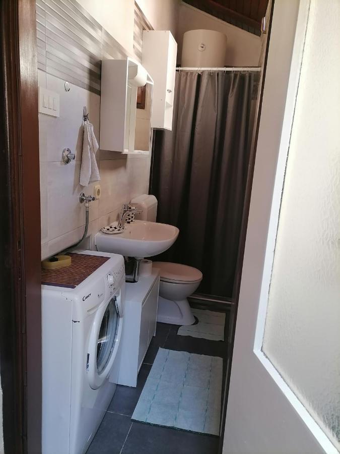 Apartman Zepina พูลา ภายนอก รูปภาพ